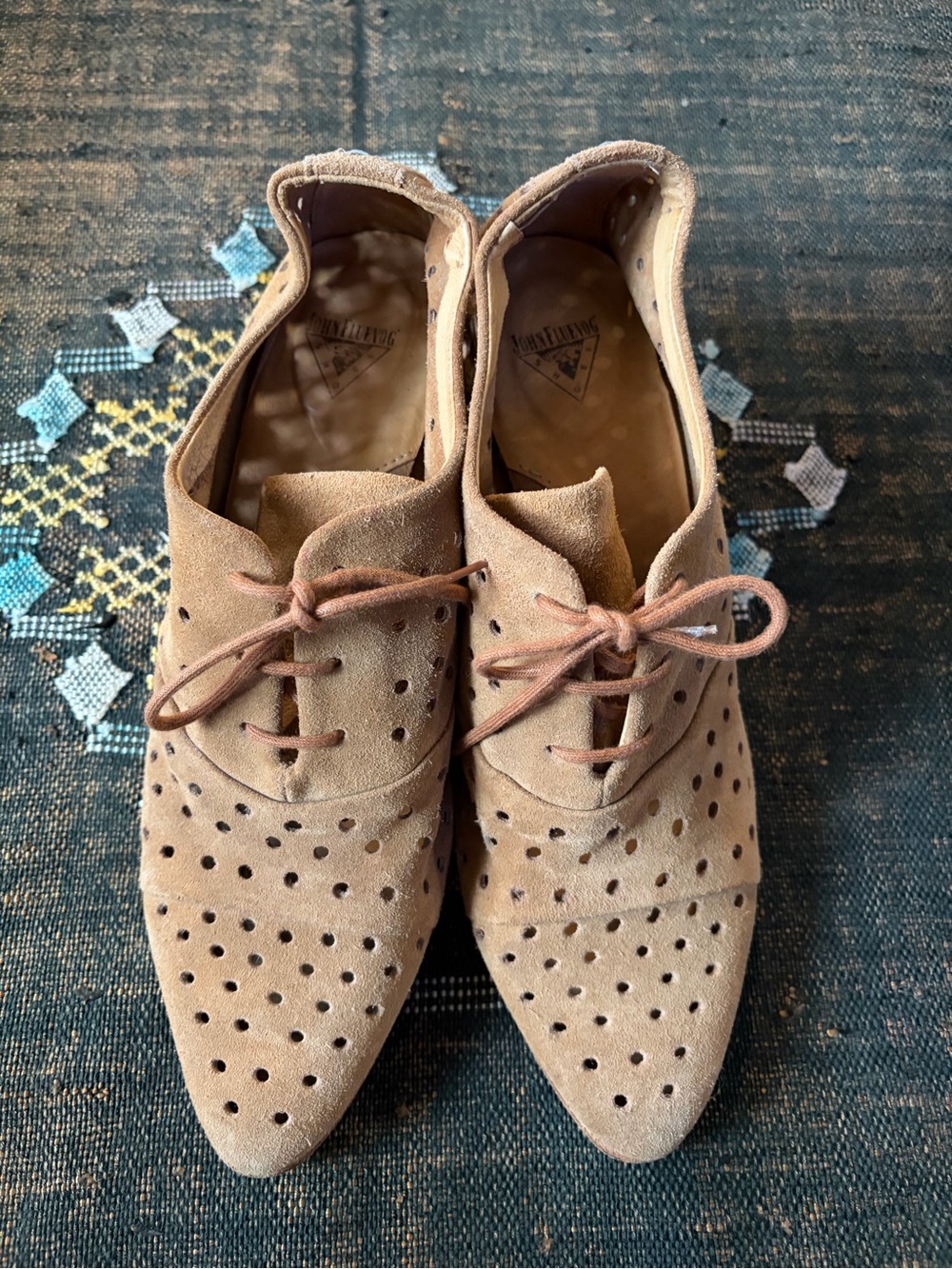 John Fluevog Audrey in Tan Suede Oxfords size 9
